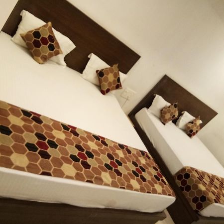 Hotel Delux Inn Агра Екстер'єр фото