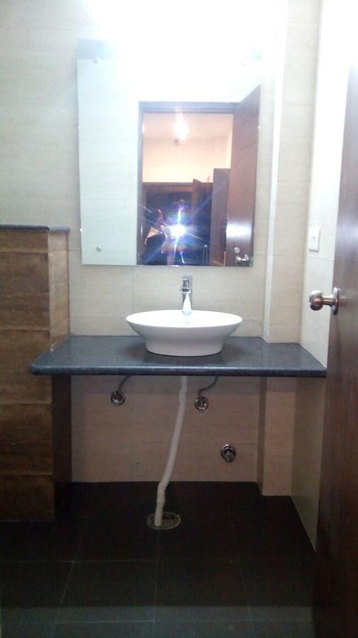 Hotel Delux Inn Агра Екстер'єр фото